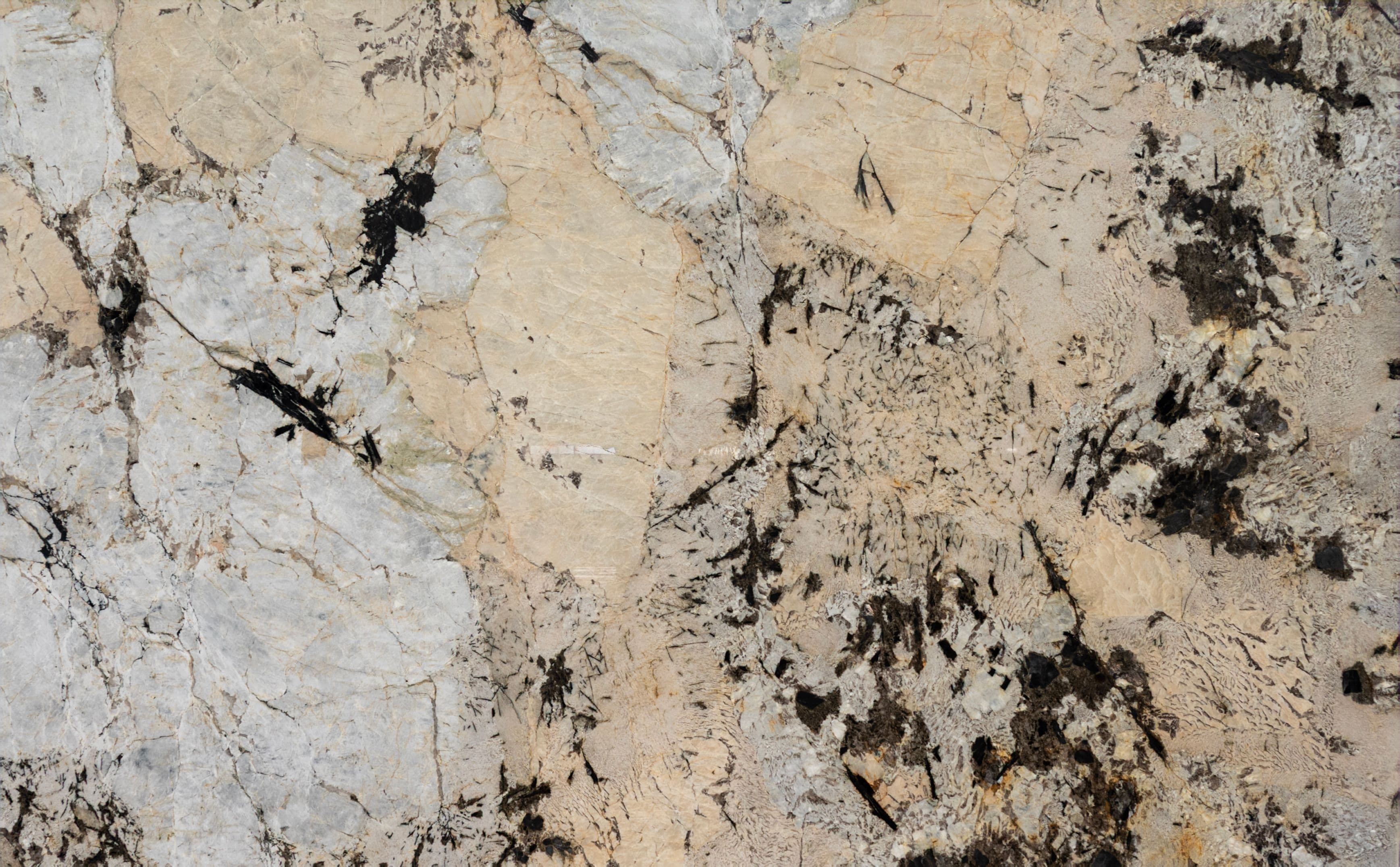 Alpinus White